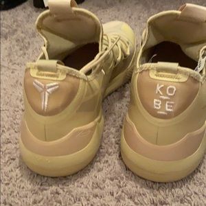 Kobe’s size 18